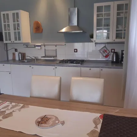 Green Garden Apartment Pula